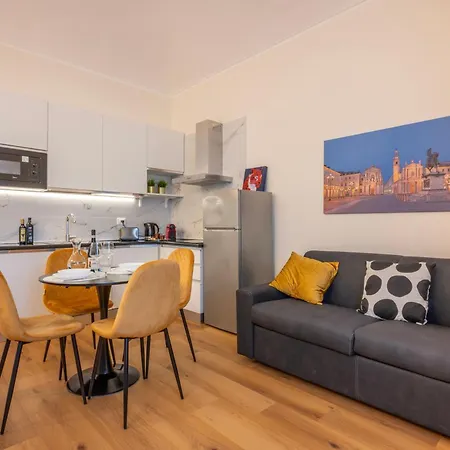 Tesoriera - 400m Metro Rivoli - Park Front Turin